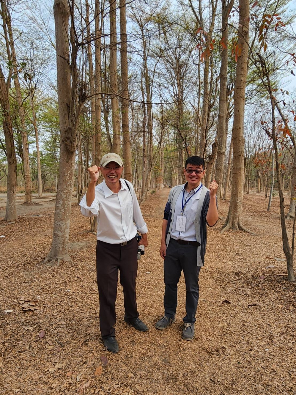 406786.jpg with the principal